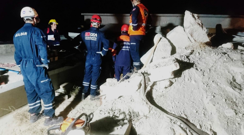 Kültür Varlıklarına Yönelik Afet Risklerinin Yönetimi Eğitimi
Kültür Varlıklarına Yönelik Afet Risklerinin Yönetimi Eğitim ve Tatbikatı “Koruma” uzmanları ile “Acil Müdahale” uzmanlarını ülkemizde ilk kez düzenlenen özel bir program ile biraraya geldi